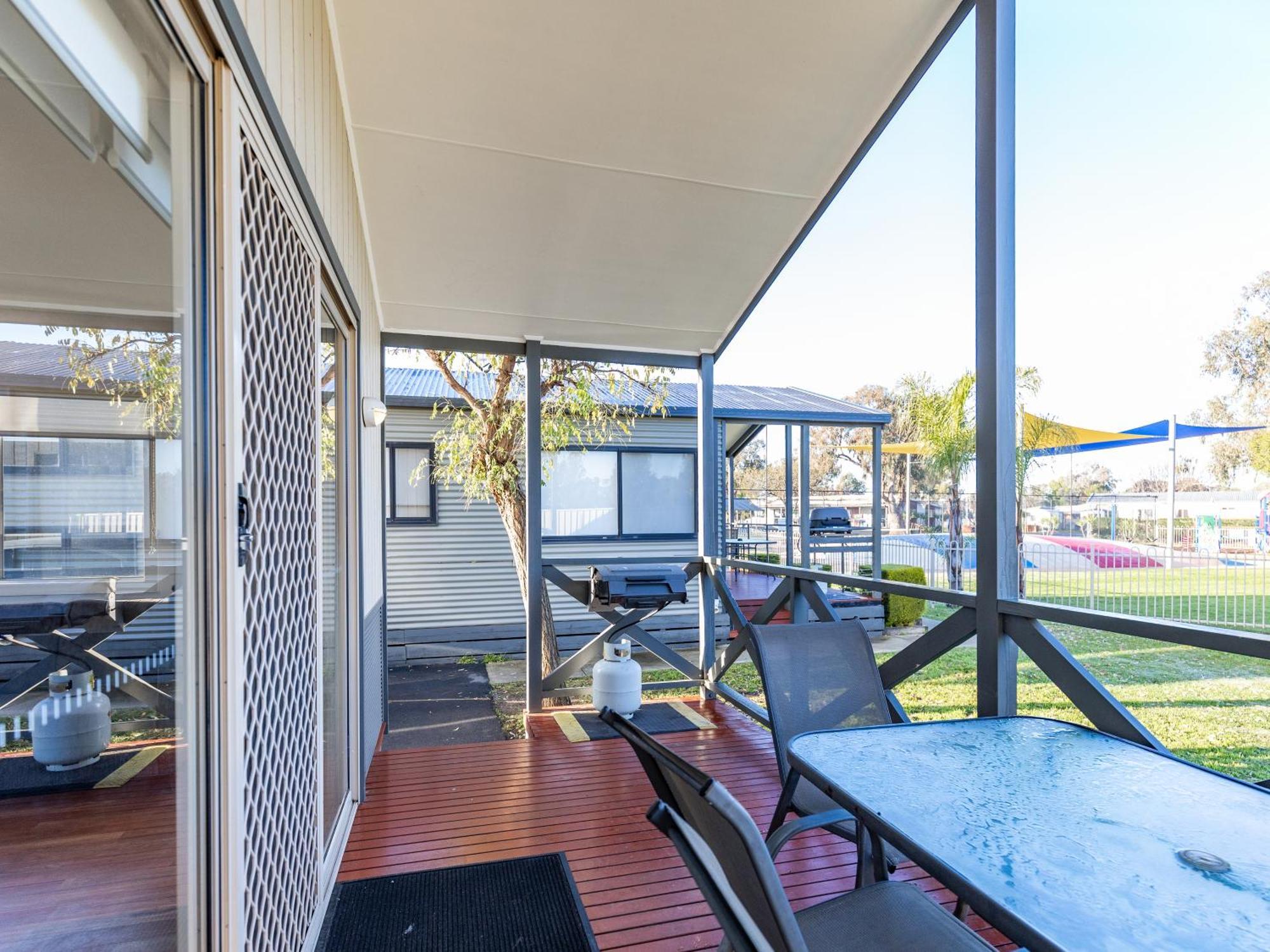 Nrma Yarrawonga Mulwala Holiday Park エクステリア 写真