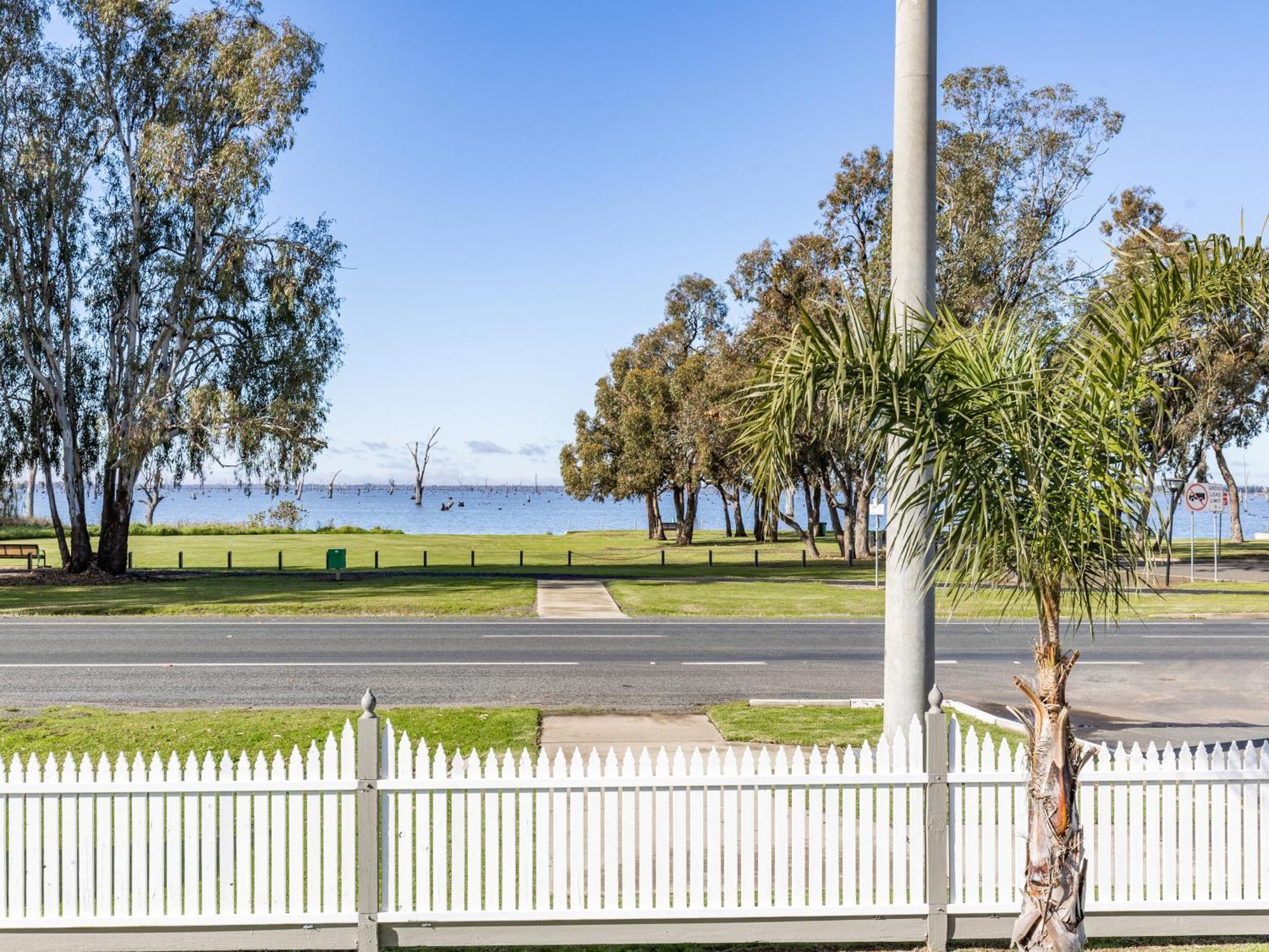 Nrma Yarrawonga Mulwala Holiday Park エクステリア 写真